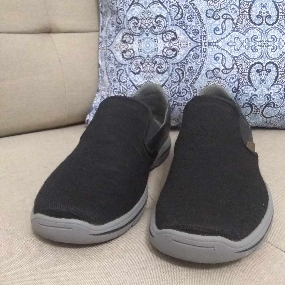 Skechers Harper-Merson loafers black NWOT - Picture 6 of 8